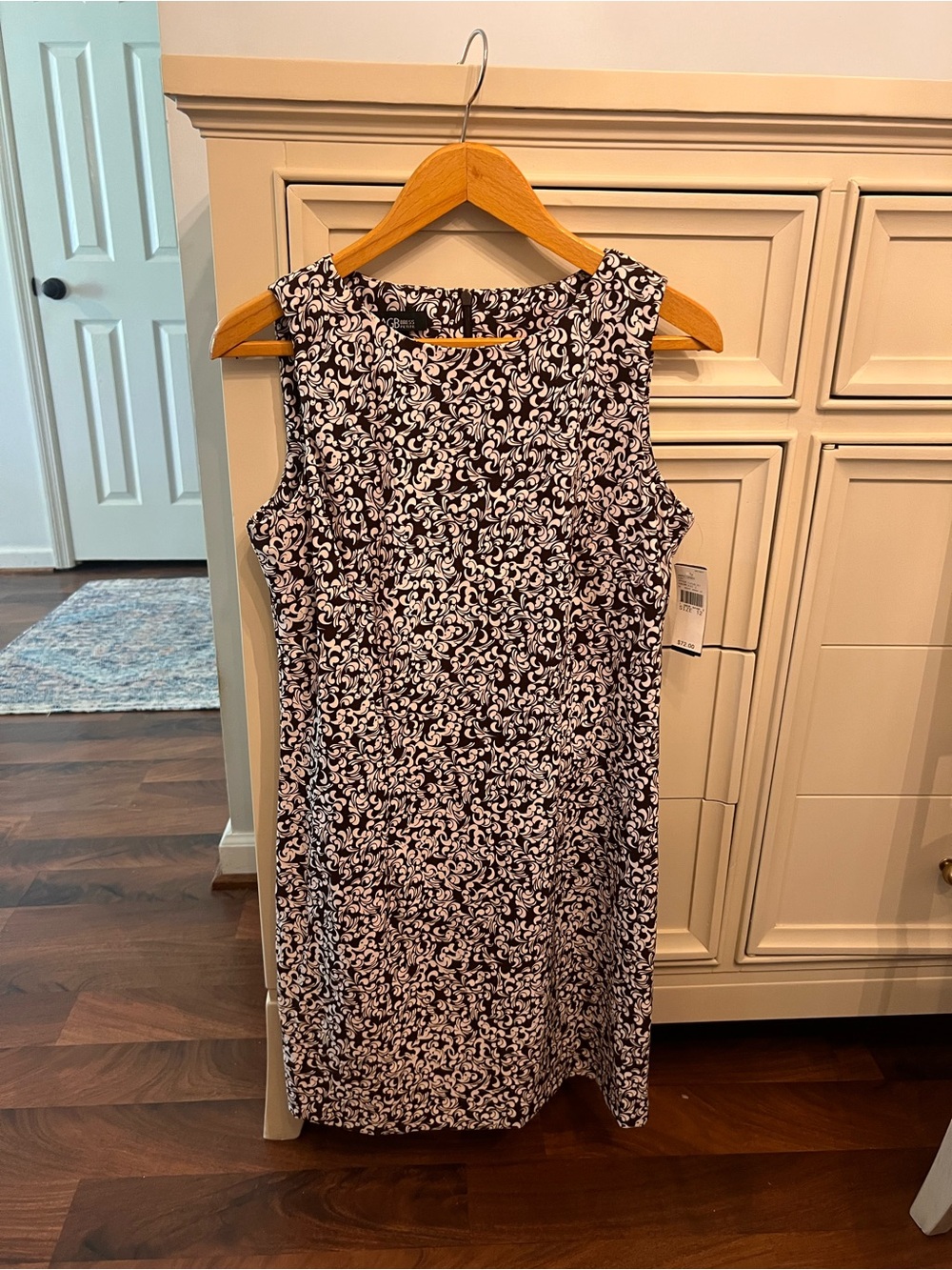 NWT AGB SZ 12P Sleeveless Chocolate and Cream Sleeveless Dress
